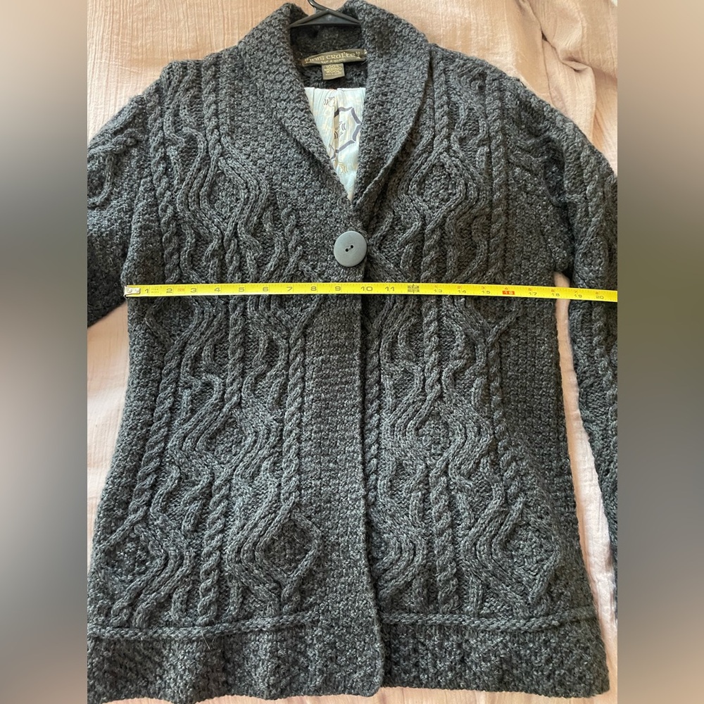 100% Merino Wool Charcoal Cable Knit Cardigan made in Ireland size Med. - Picture 5 of 6